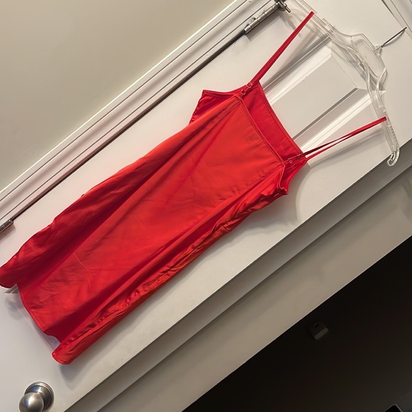 Red satin spaghetti strap mini dress size small - Picture 2 of 4